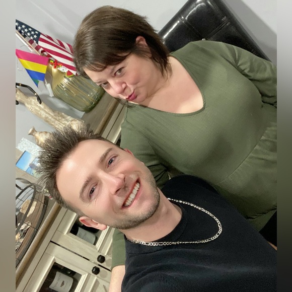 Like this listing for shows! - Picture 13 of 16